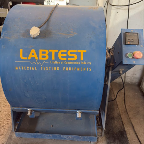 Abrasion test apparatus